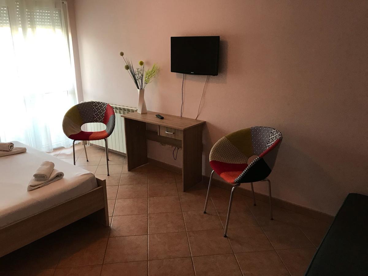 Guest House Ivo Stobreč المظهر الخارجي الصورة